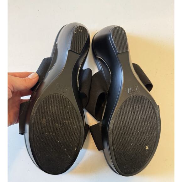 Cloud Walkers by Avenue Black Slip on Open Round Toe Wedge Size 10 Women's - Picture 5 of 5